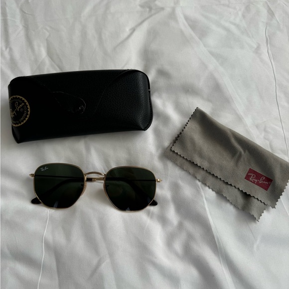 Ray-Ban Hexagonal Aviator Sunglasses - Picture 2 of 7